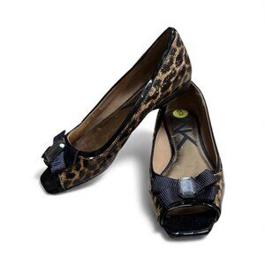 AK Anne Klein Sport Leopard Jeweled Bow Flats 9 New